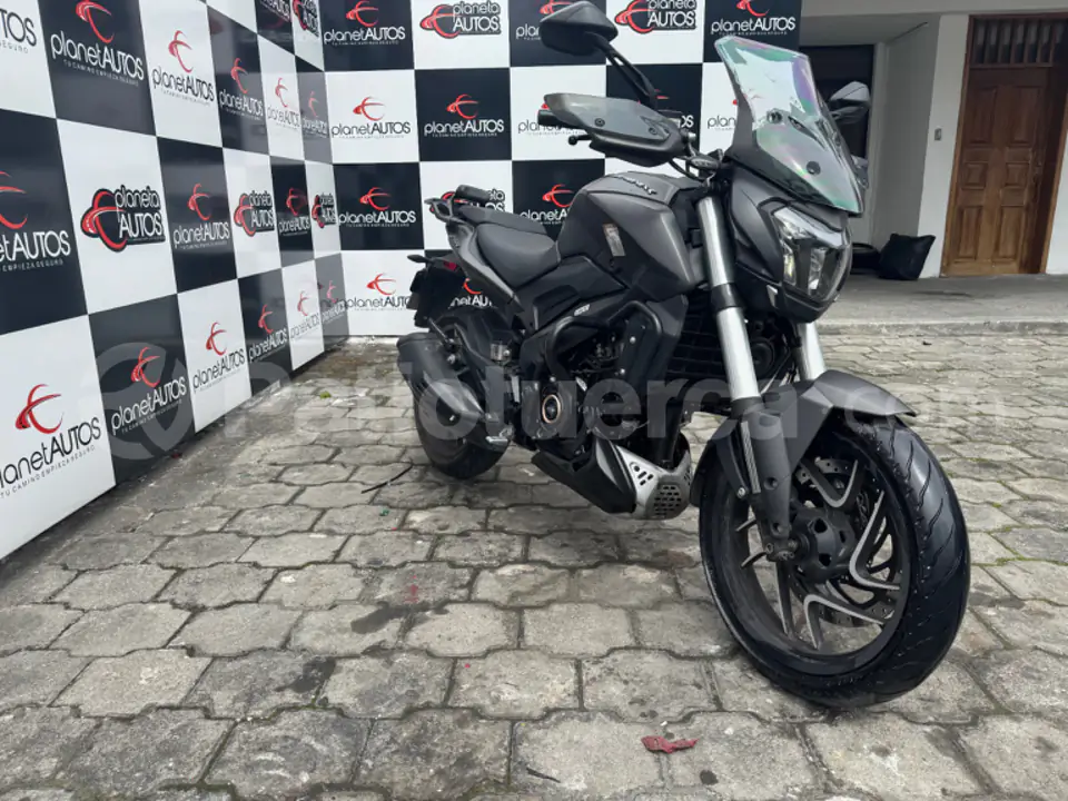 Foto 4 de Bajaj Dominar D400