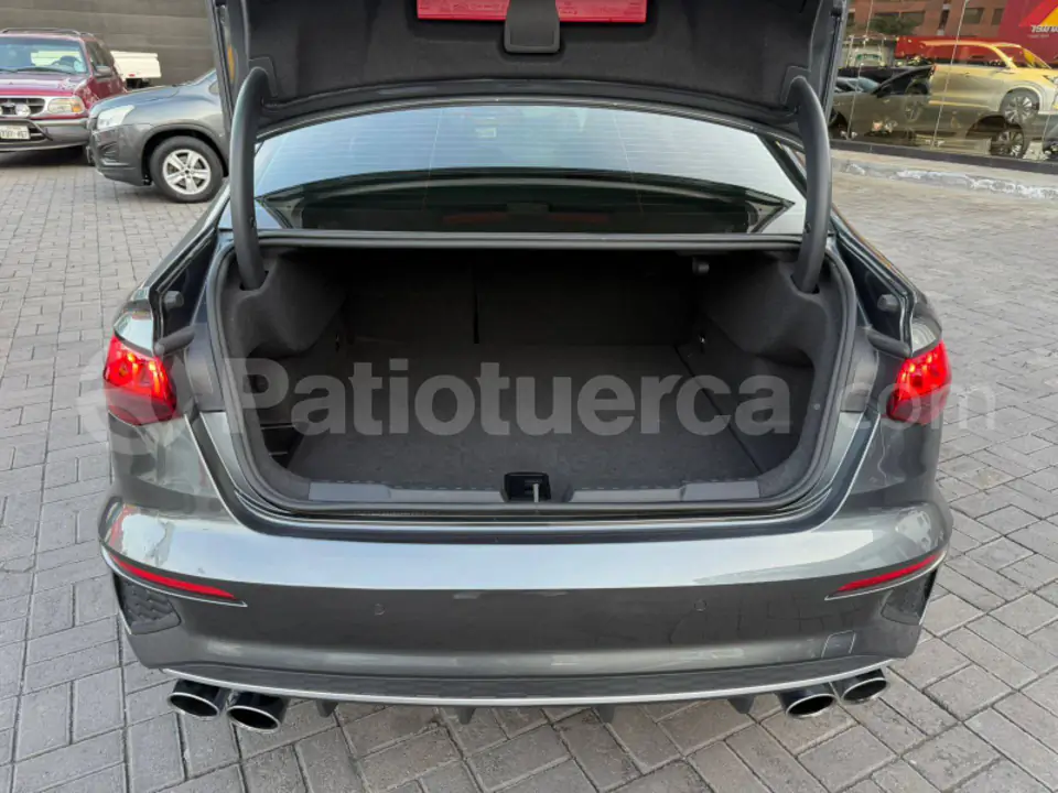 Foto 6 de Audi S3 8VSS4L