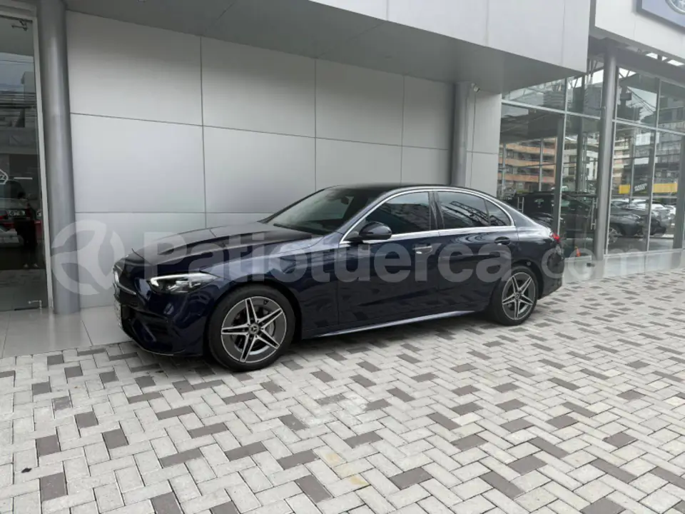 Foto 1 de Mercedes Benz C300 AMG LINE