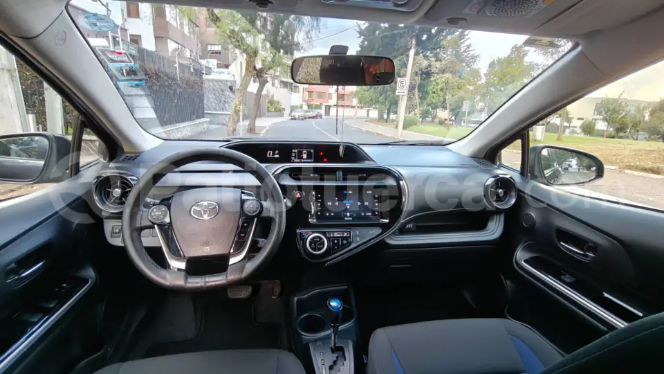 Foto 12 de Toyota Prius C Sport