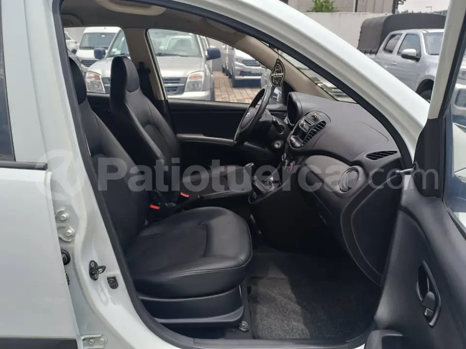 Foto 9 de Hyundai i10
