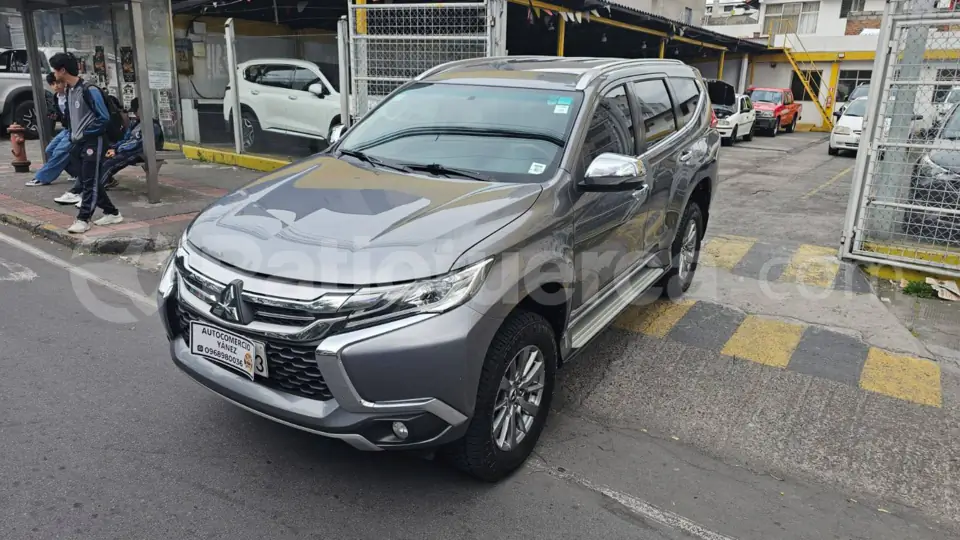 Foto 3 de Mitsubishi Montero Sport Diesel