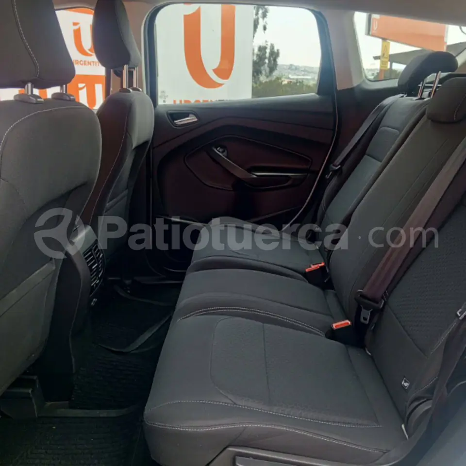 Foto 8 de Ford Escape S