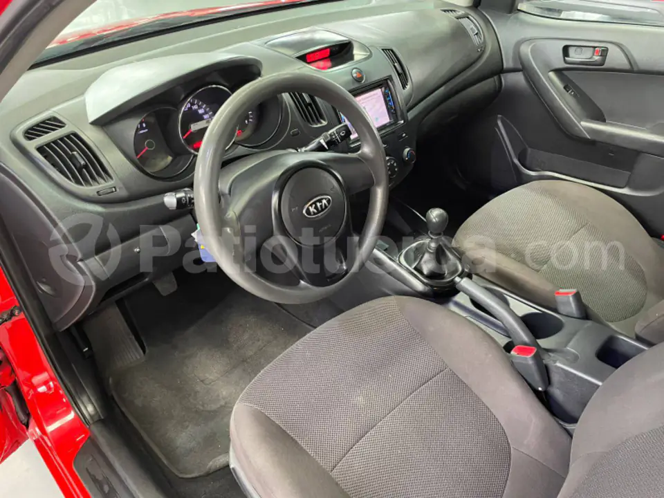 Foto 7 de Kia Cerato Forte