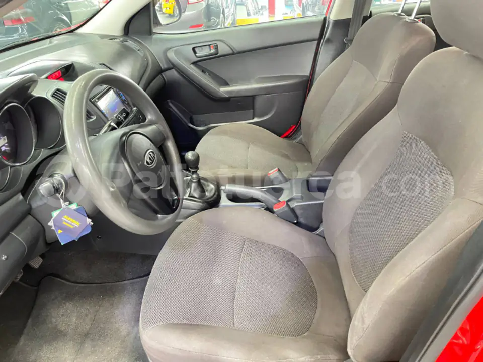 Foto 8 de Kia Cerato Forte