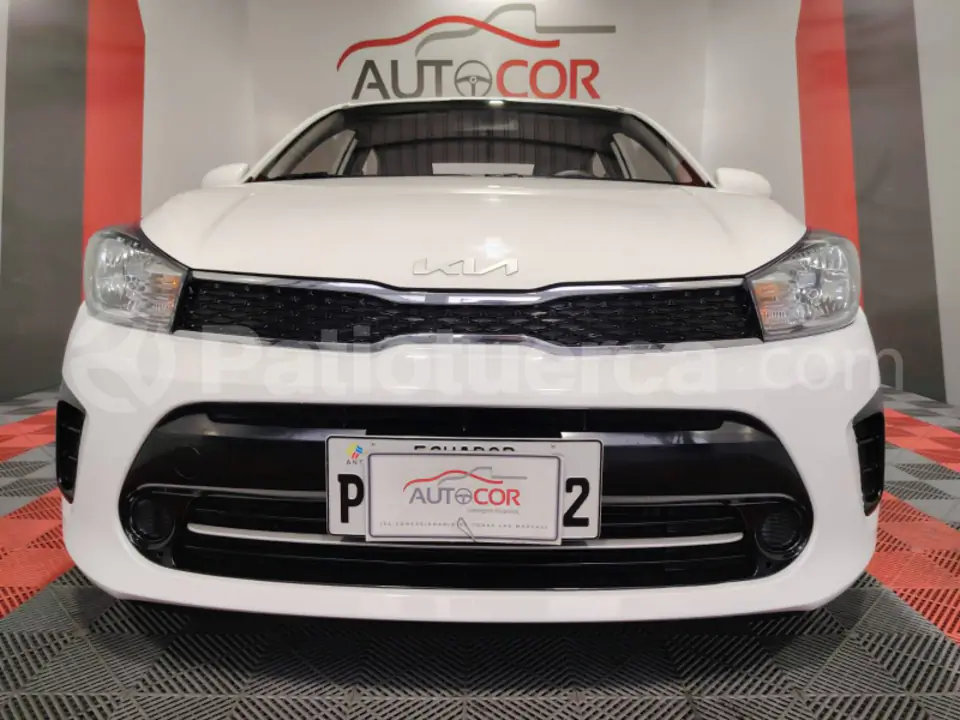 Foto 2 de Kia Soluto