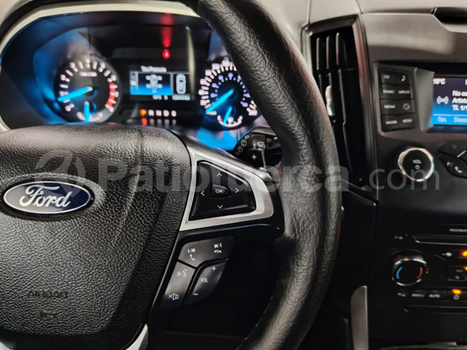 Foto 17 de Ford Edge