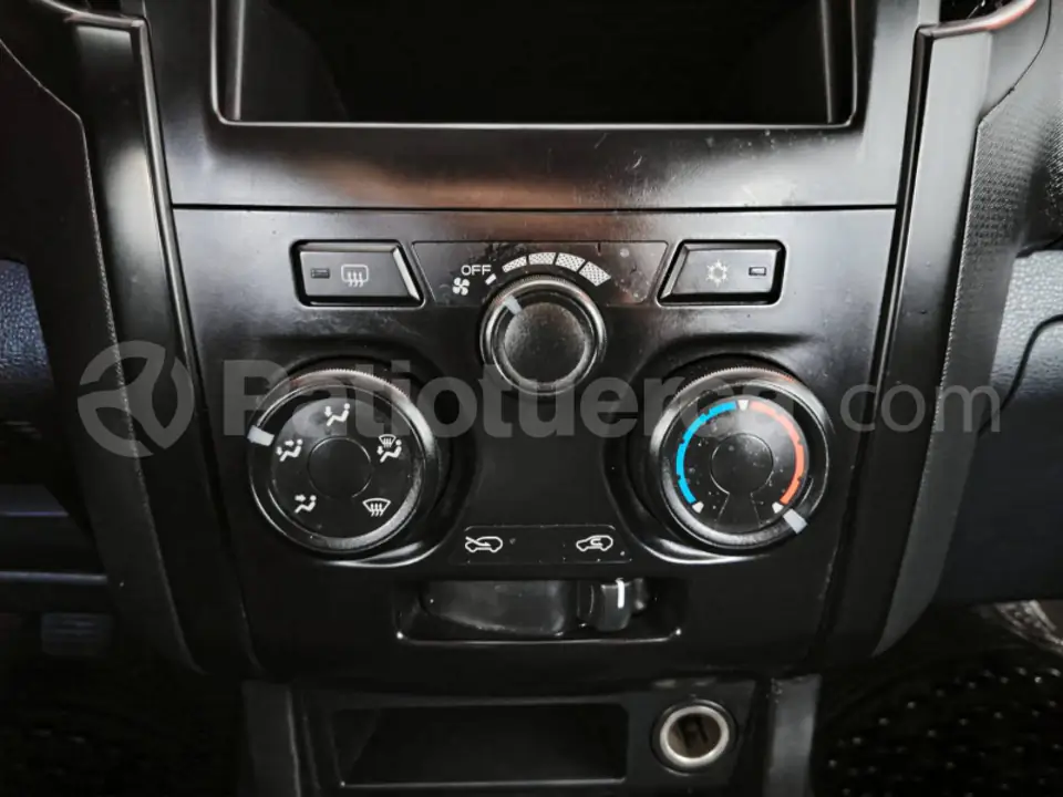 Foto 15 de Chevrolet D MAX CRDI FULL 2.5.