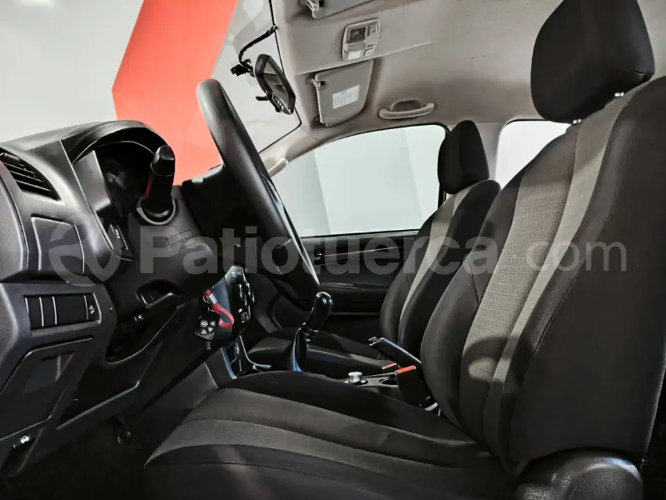 Foto 19 de Chevrolet D MAX CRDI FULL 2.5.