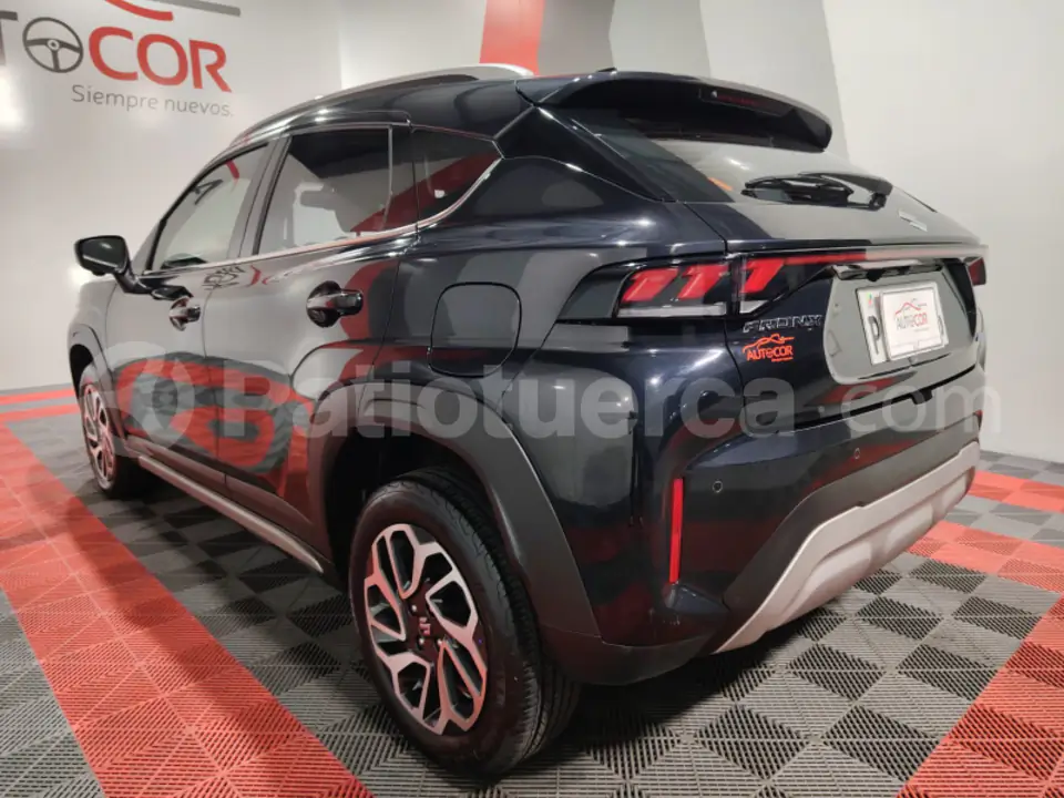 Foto 6 de Suzuki FRONX