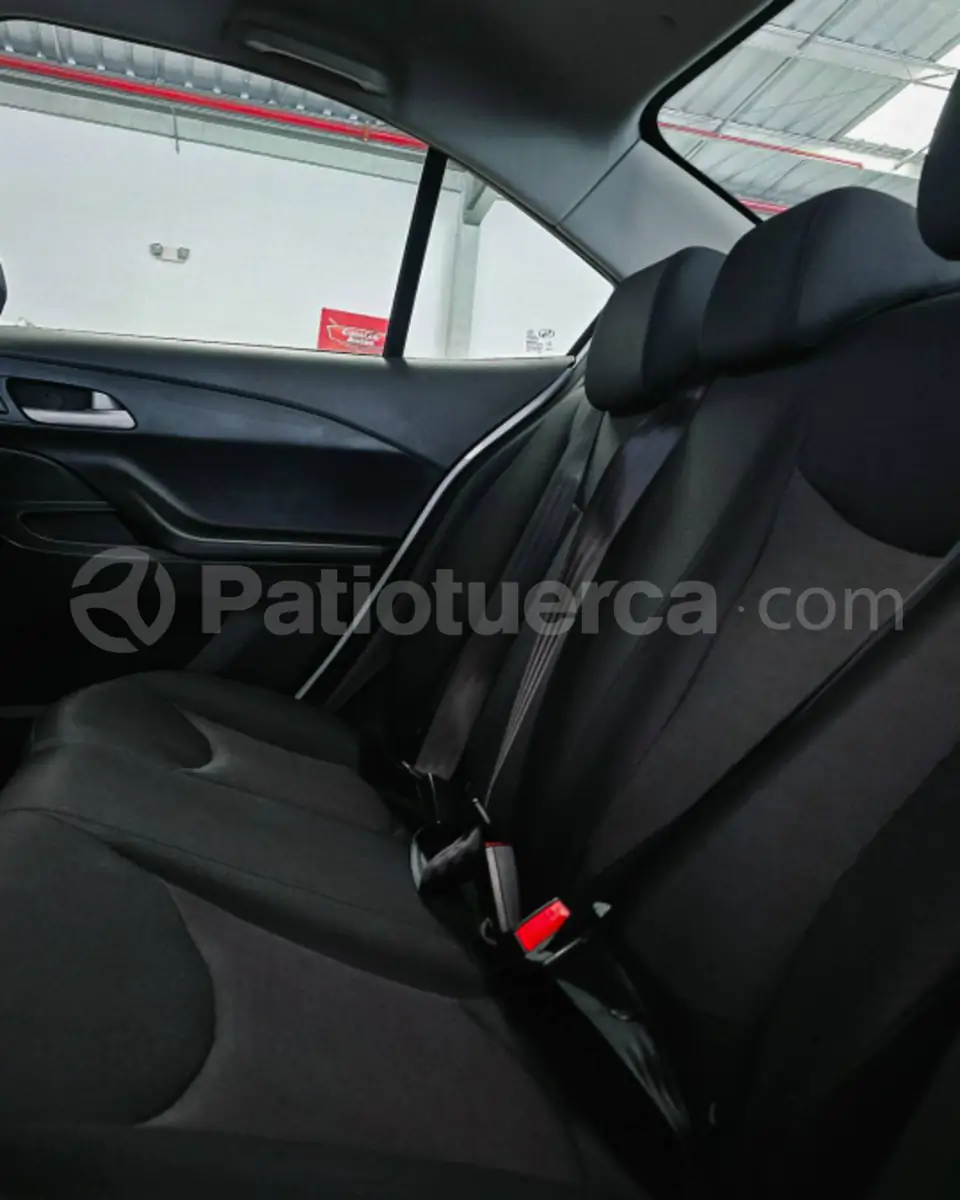 Foto 7 de Chevrolet SAIL STD