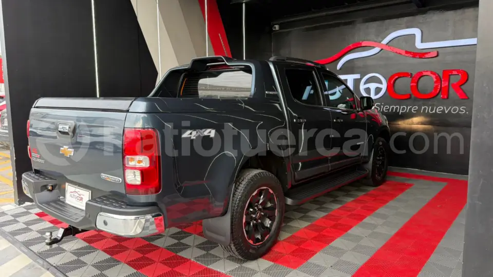 Foto 2 de Chevrolet COLORADO HIGH COUNTRY