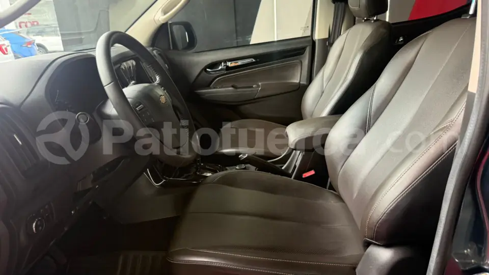 Foto 12 de Chevrolet COLORADO HIGH COUNTRY