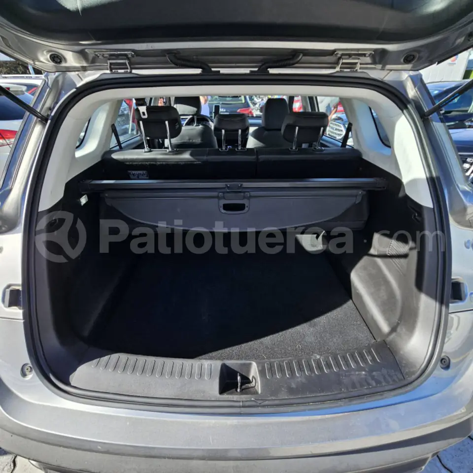 Foto 9 de Chevrolet CAPTIVA LT TURBO