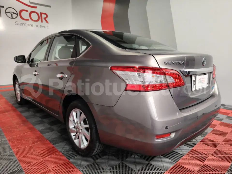 Foto 6 de Nissan Sentra Advance