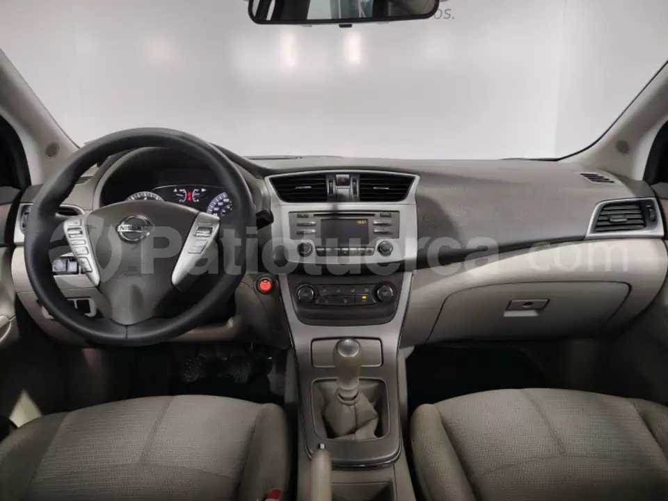 Foto 11 de Nissan Sentra Advance