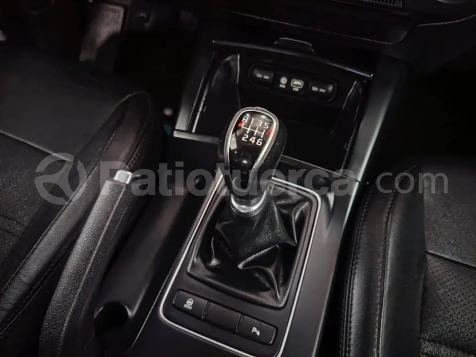 Foto 15 de Kia SORENTO LX