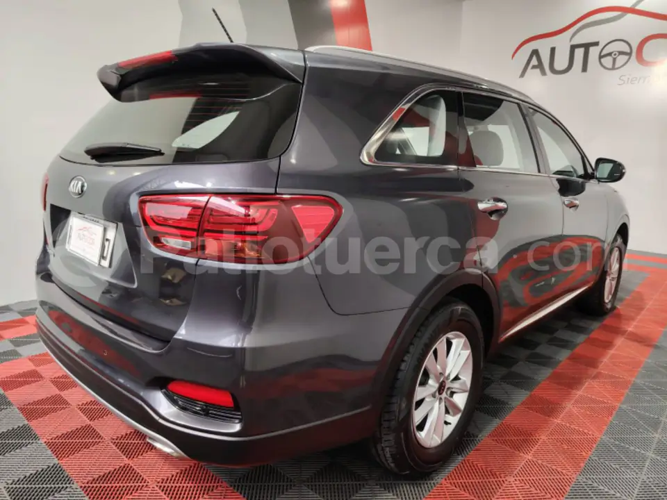 Foto 29 de Kia SORENTO LX