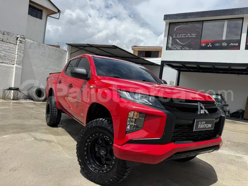 Foto 2 de Mitsubishi L200 GLX