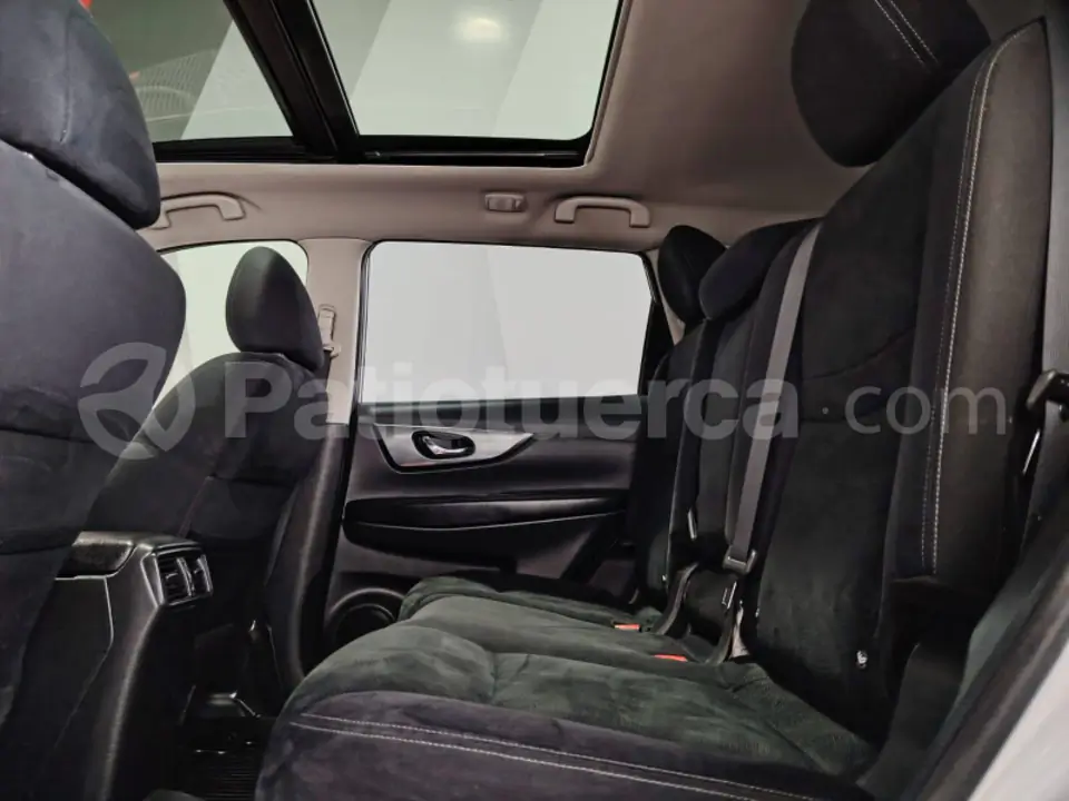 Foto 15 de Nissan xtrail  Advance