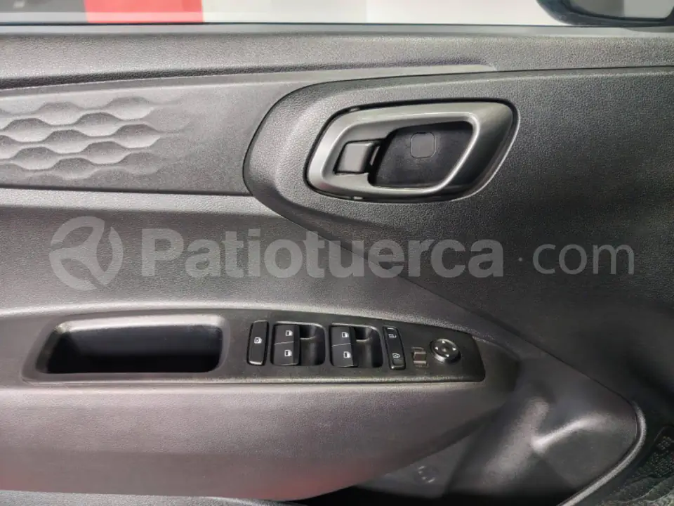 Foto 14 de Hyundai GRAND I10 GLS