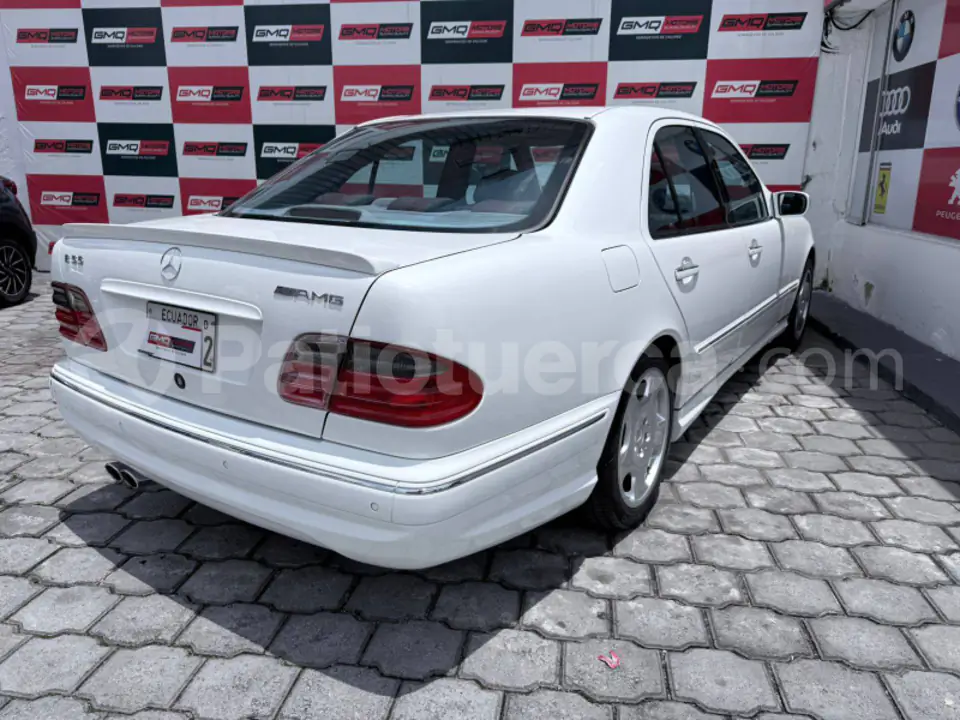 Foto 4 de Mercedes Benz E55 AMG