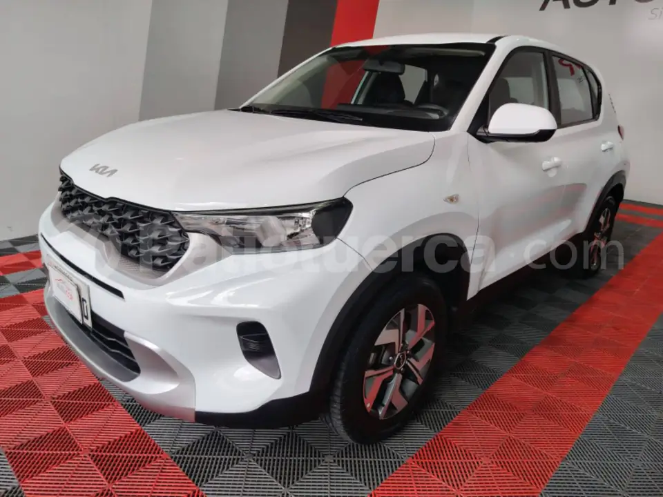 Foto 3 de Kia Sonet AC