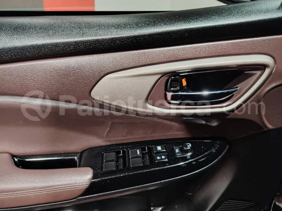 Foto 10 de Suzuki FRONX