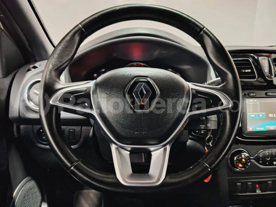 Foto 21 de Renault LOGAN CROSS INTENS