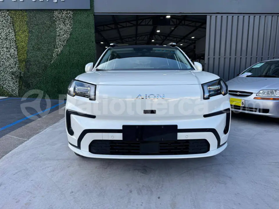 Foto 3 de Gac AION V 650