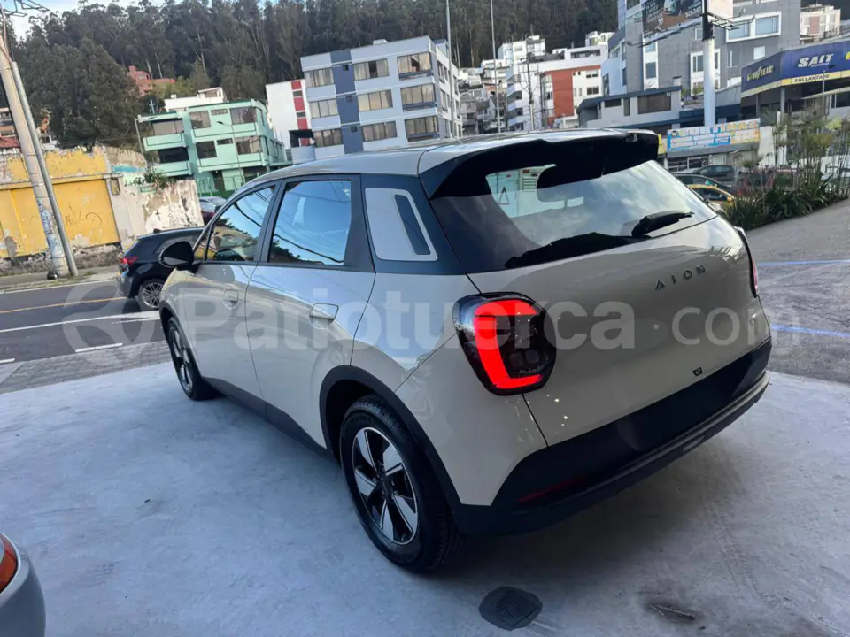 Foto 8 de Gac Aion UT