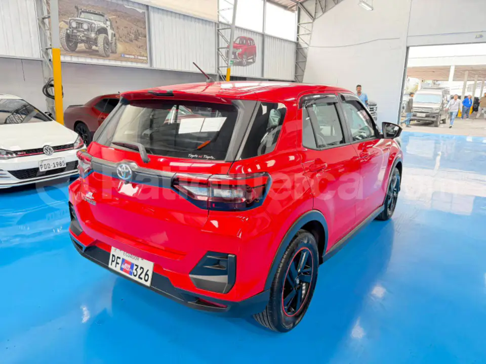 Foto 3 de Toyota RAIZE