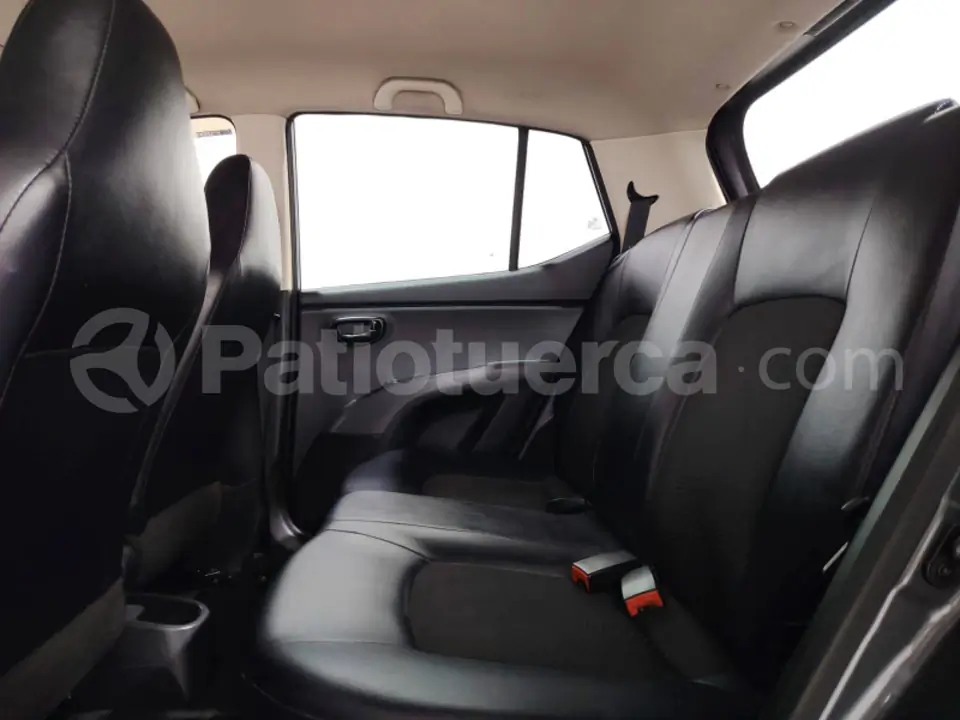 Foto 20 de Hyundai i10