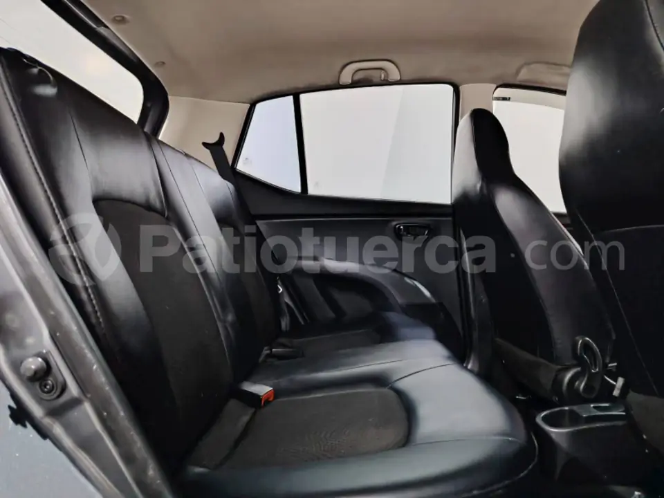 Foto 22 de Hyundai i10