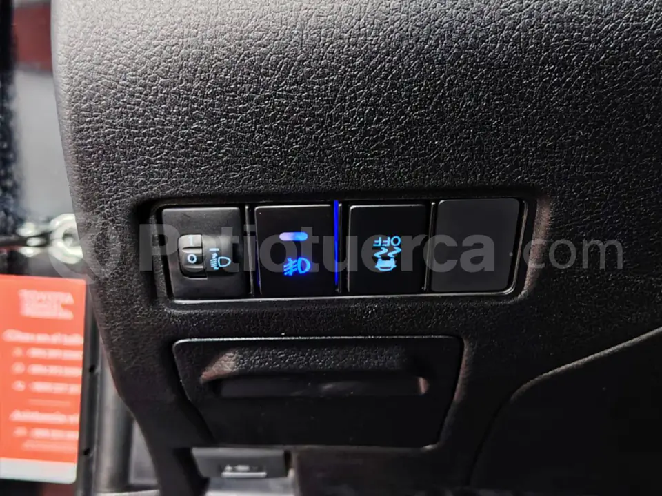 Foto 19 de Toyota Yaris Sport