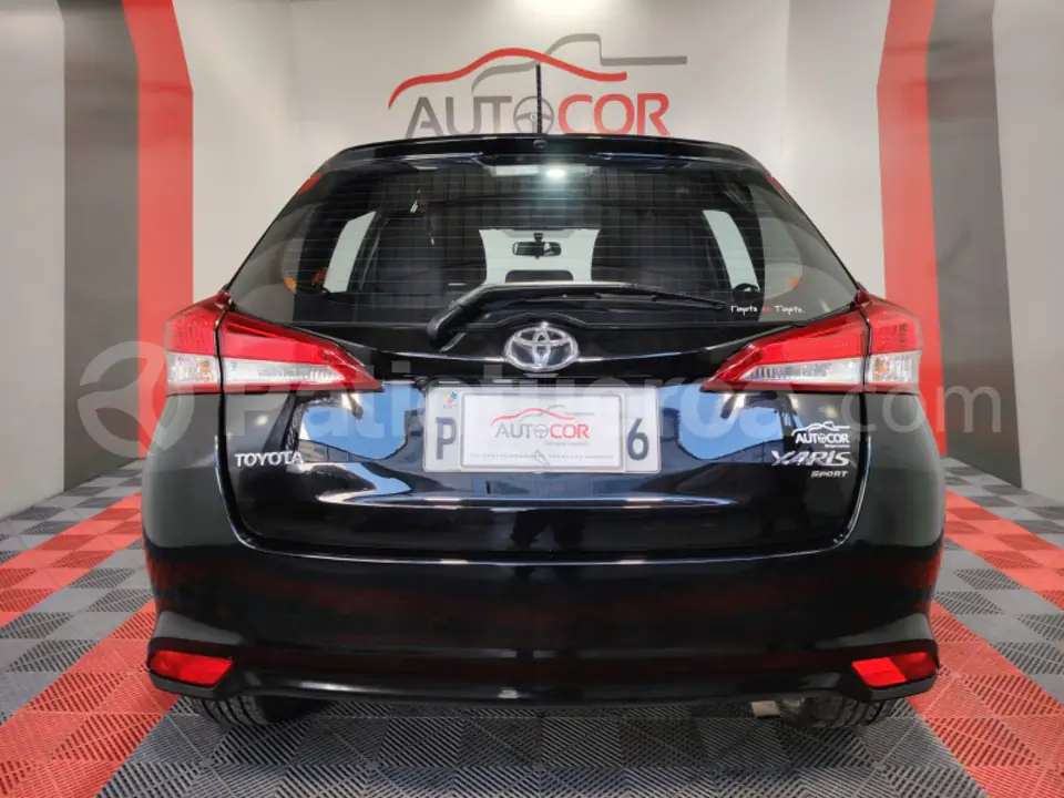 Foto 8 de Toyota Yaris S