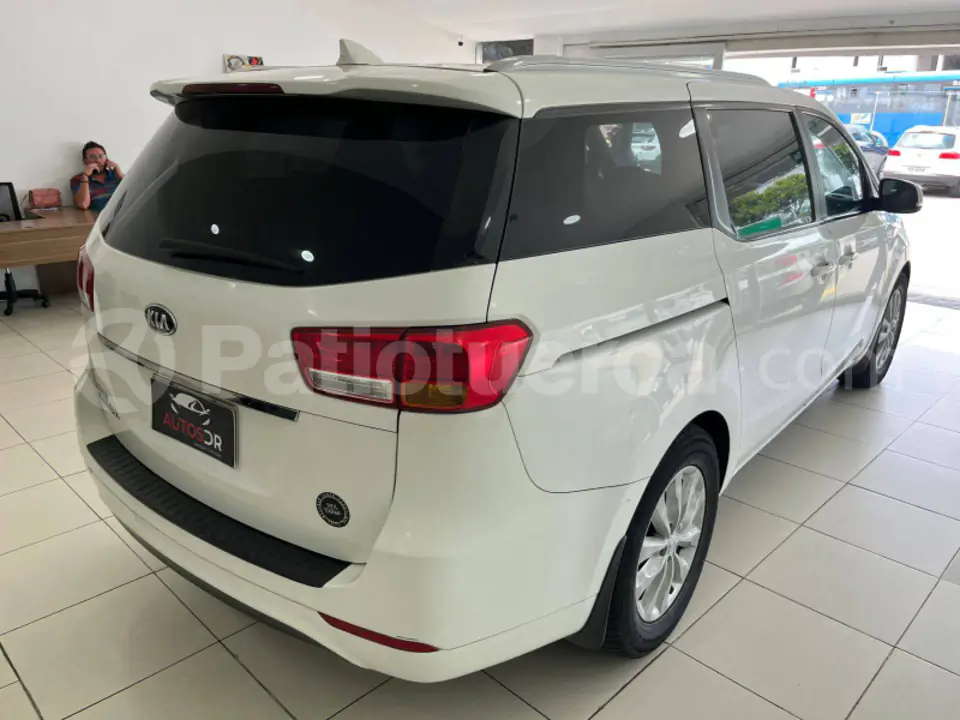 Foto 12 de Kia Carnival