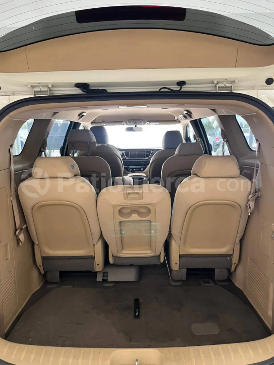 Foto 17 de Kia Carnival