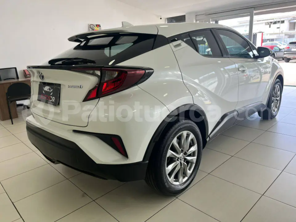 Foto 2 de Toyota C-HR