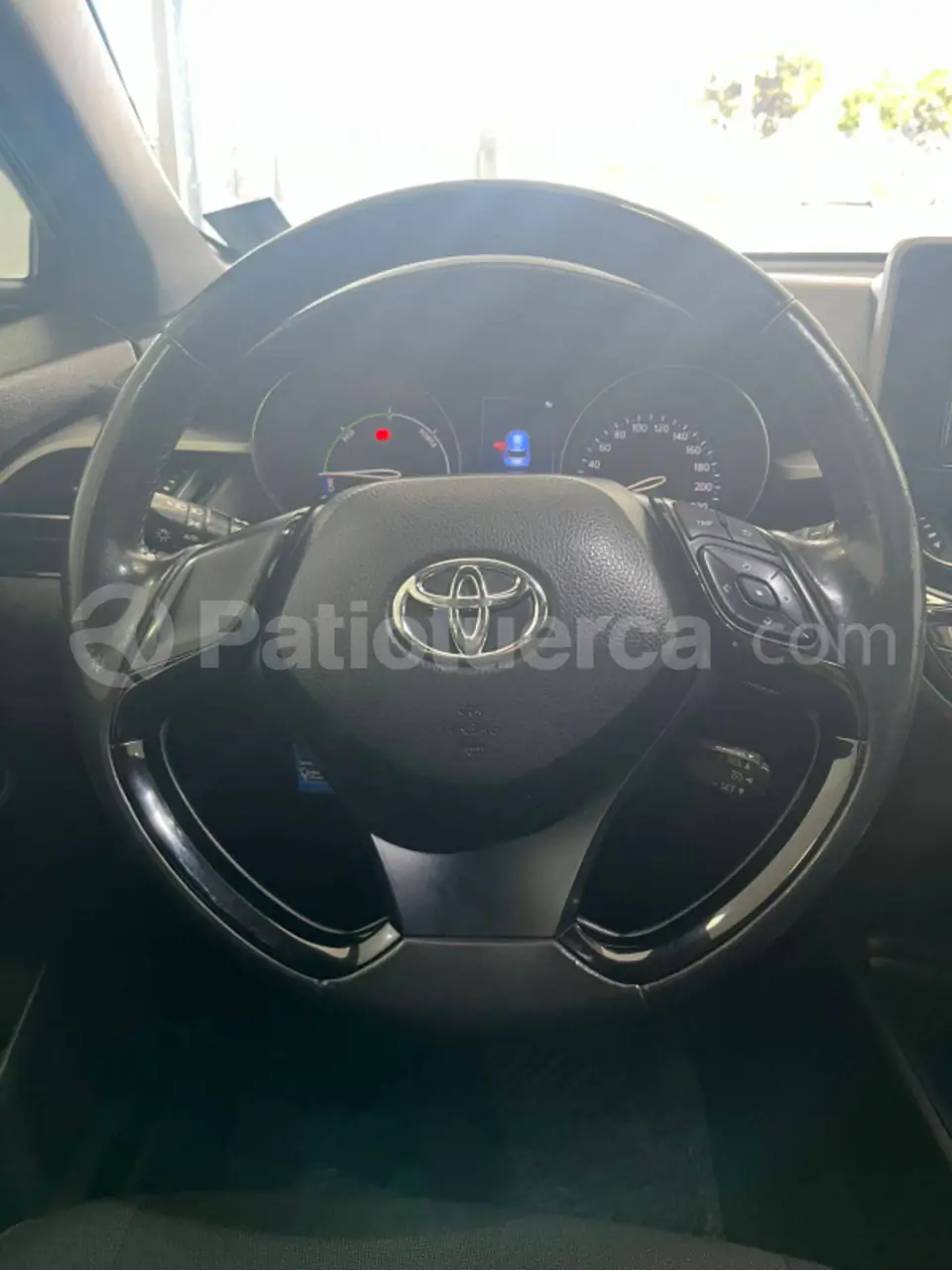 Foto 9 de Toyota C-HR