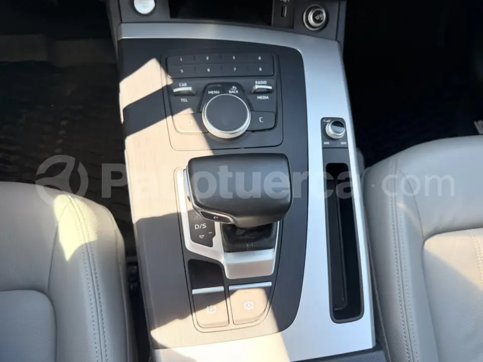 Foto 15 de Audi Q5 TFSI TIPTRONIC