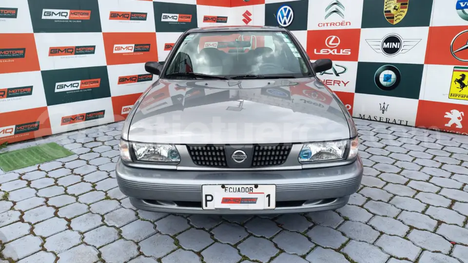 Foto 1 de Nissan Sentra