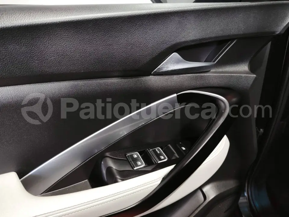 Foto 11 de Chevrolet Captiva LTZ Turbo