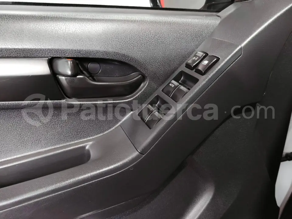 Foto 12 de Chevrolet DMAX CRDI 3.0 4X2 TM DIESEL