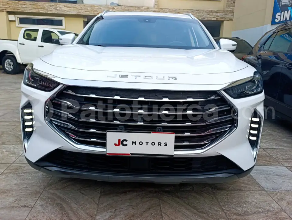 Foto 2 de Jetour X70 PLUS