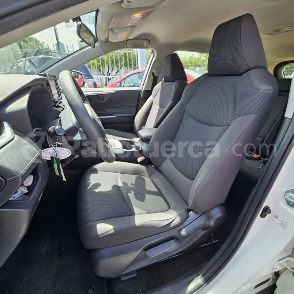 Foto 16 de Toyota RAV 4