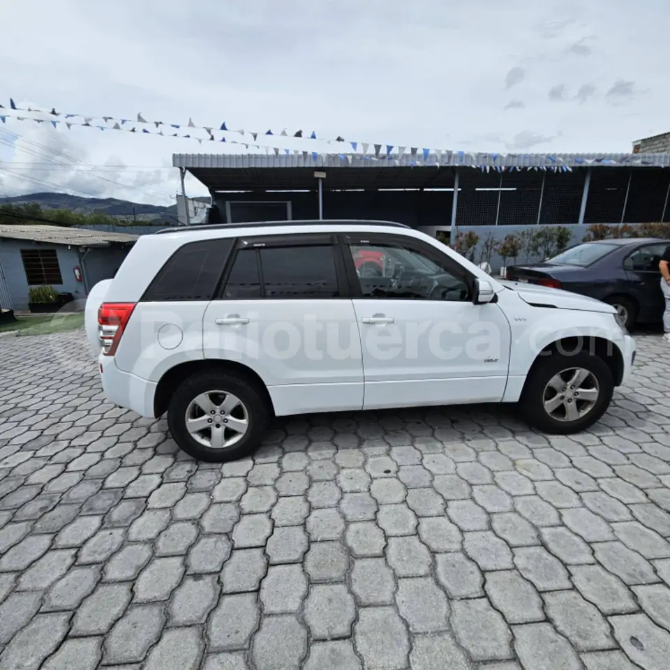 Foto 4 de Suzuki Grand Vitara SZ 2.4 4x4