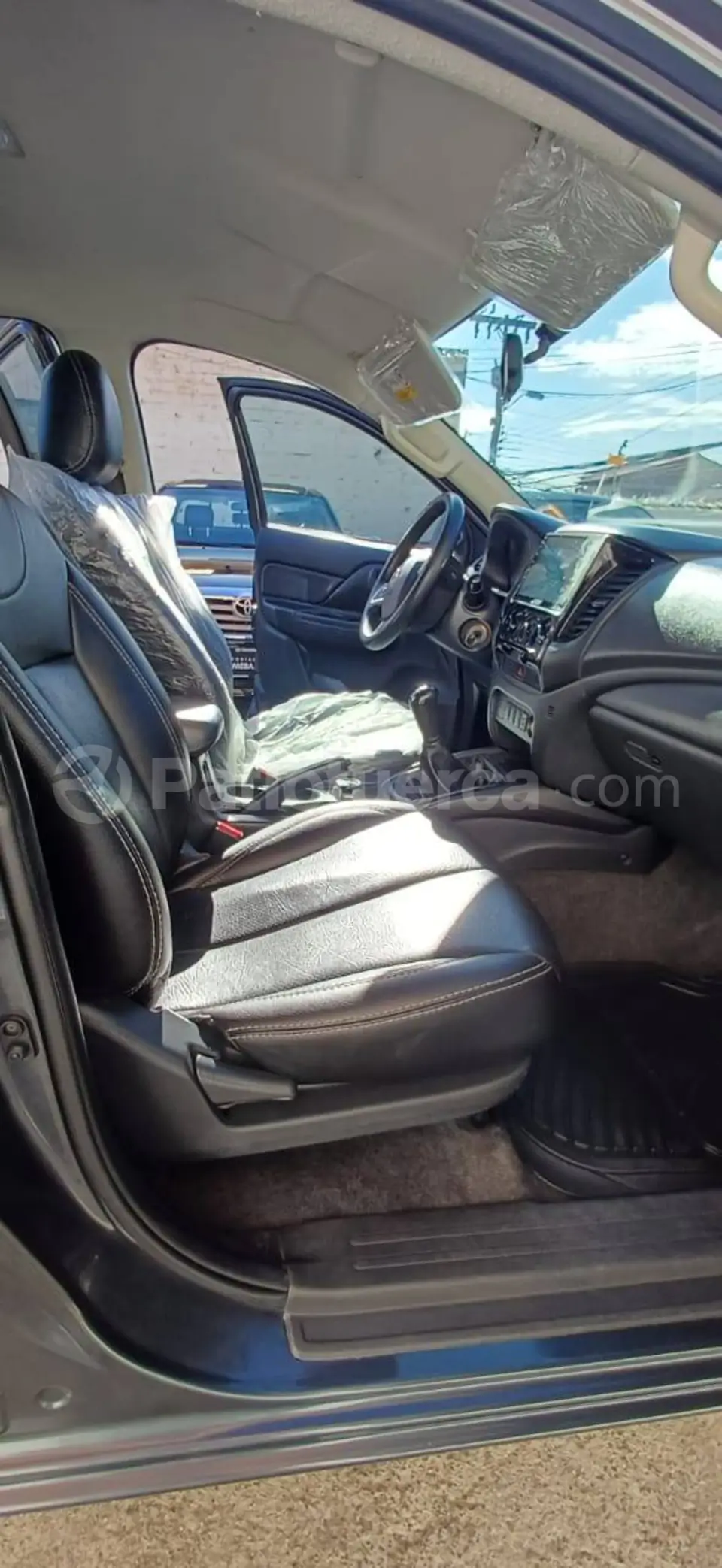 Foto 11 de Mitsubishi L200 GLX