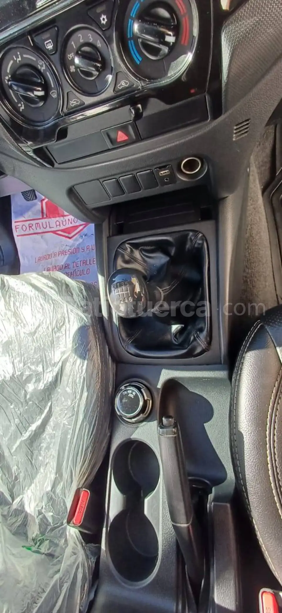 Foto 13 de Mitsubishi L200 GLX