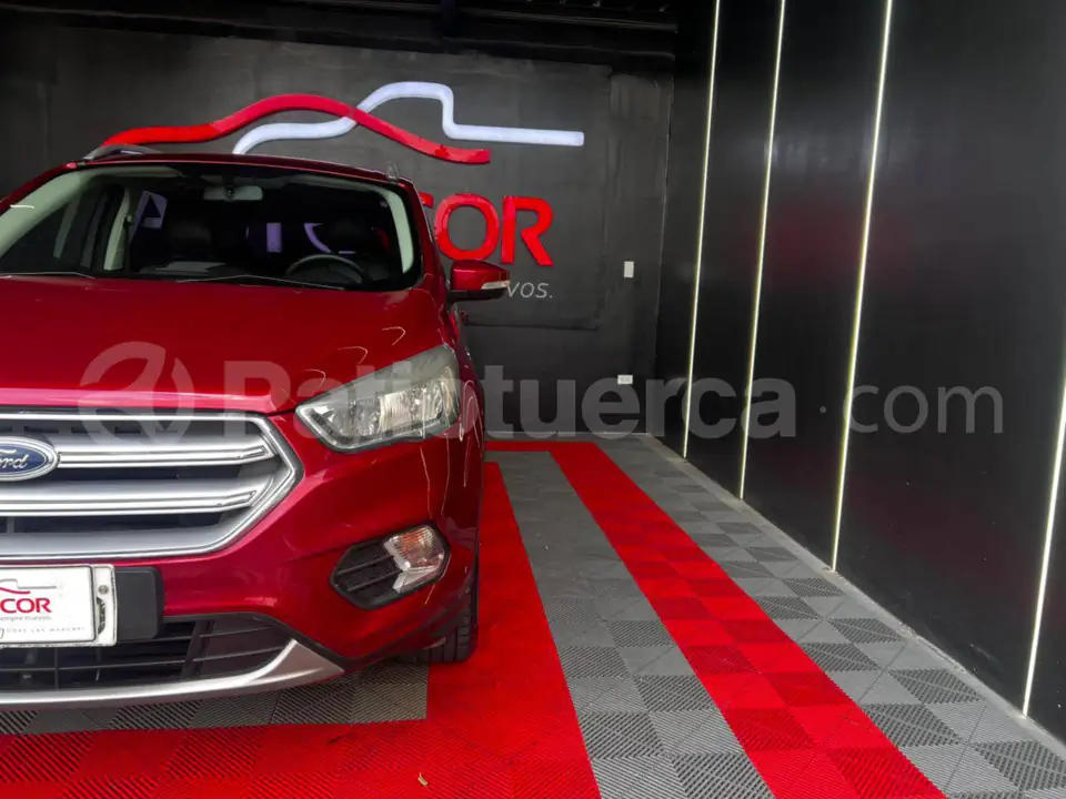 Foto 4 de Ford Escape